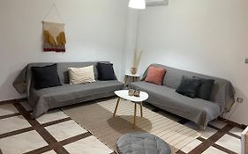 Apartamento De 2 Dormitorios Cerca Paseo Maritimo